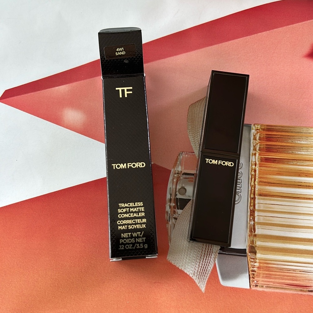 Tom Ford TRACELESS SOFT MATTE CONCEALER  4W1 SAND 3.5g BRAND NEW IN BOX